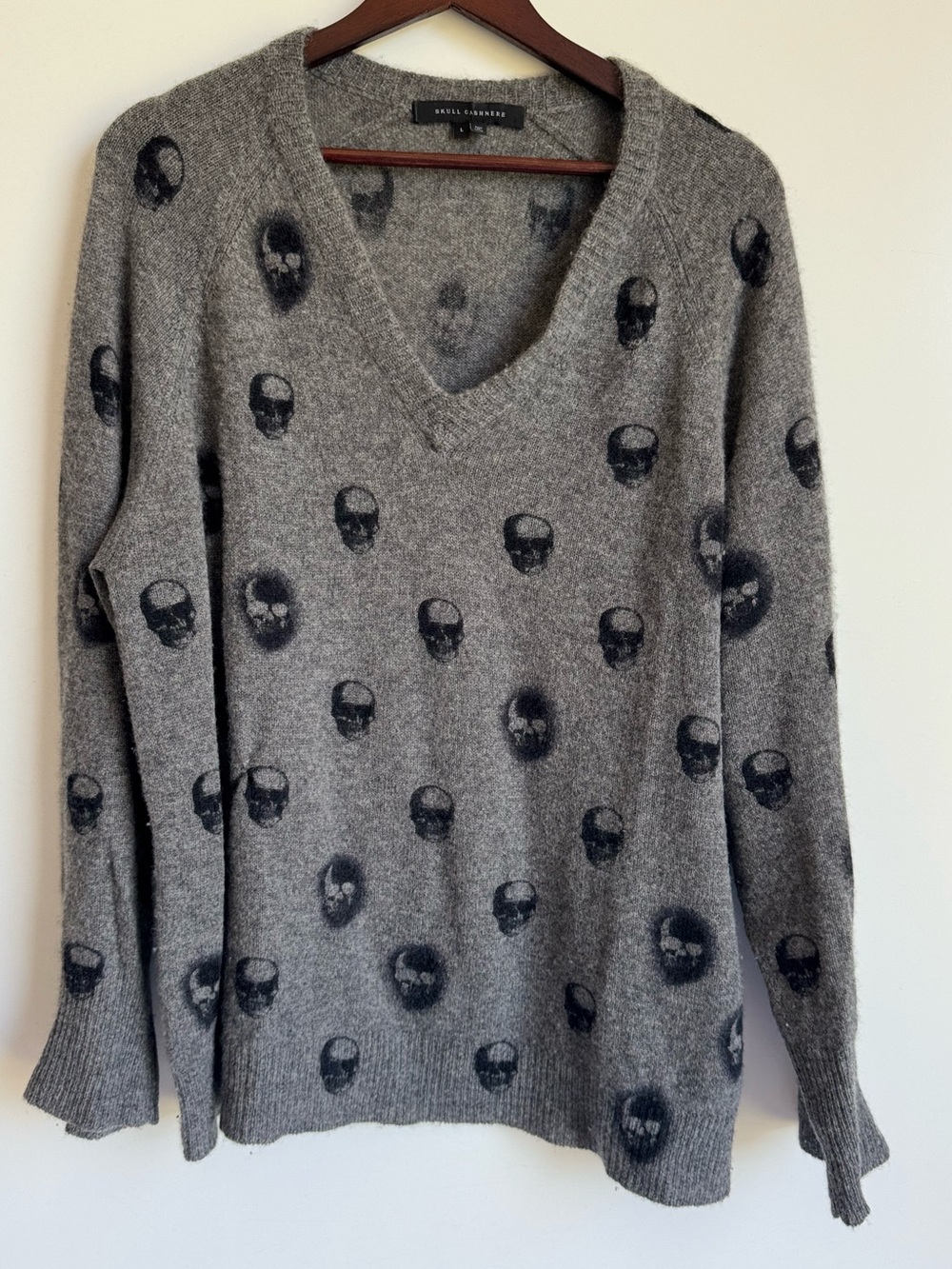 Skull 100% Cashmere Riley Sweater Gray Black Women Large Quiet luxury goth dark